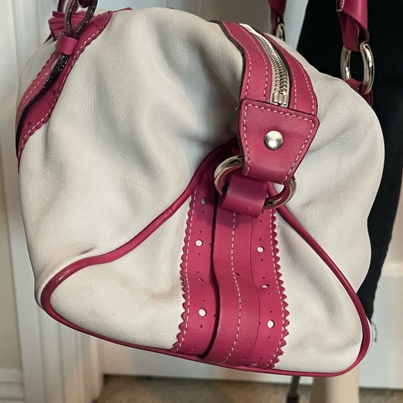 Burberry London - Picture 6 of 16